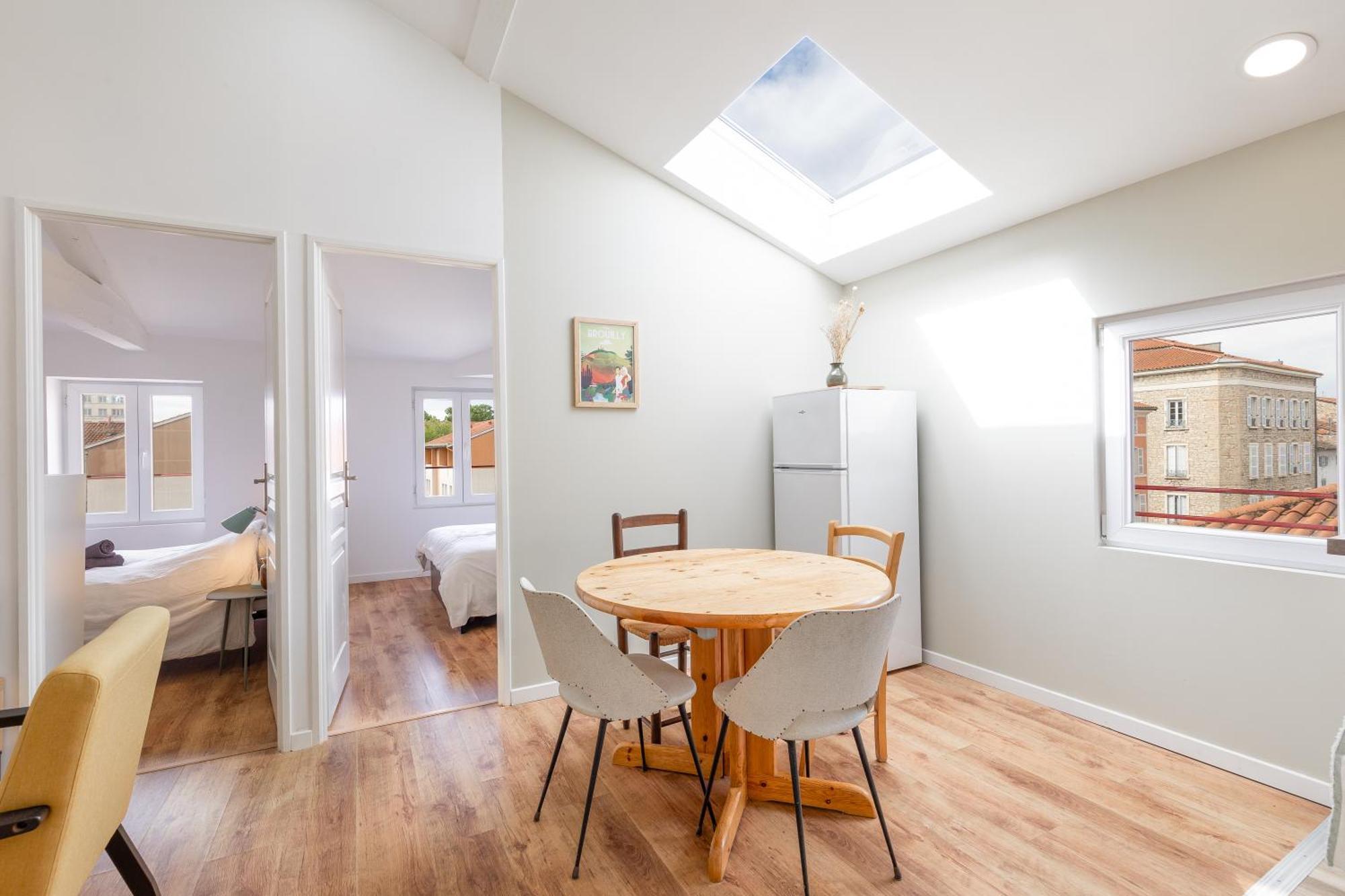 Appartement Climatise 2 Chambres Villefranche-sur-Saône Eksteriør bilde
